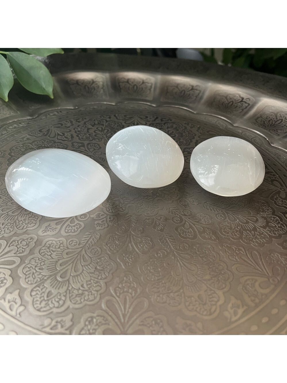 Large Selenite Palm Stone - Picture 4 of 6